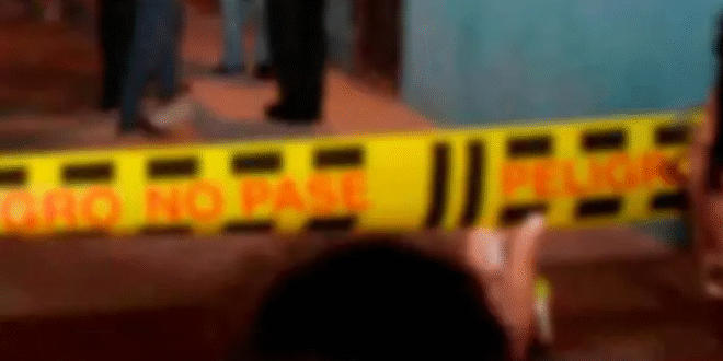 Revelan identidad de la mujer asesinada mientras veía televisión en su casa en Puerto Santander