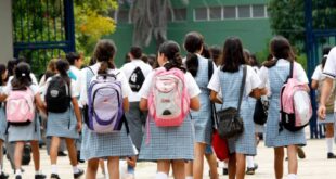 ¿Una hora lo cambia todo? Senado aprueba proyecto que prohíbe clases antes de las 7:00 a.m.