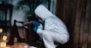 Este sería el presunto agresor que le disparó por la espalda a su compañera de trabajo