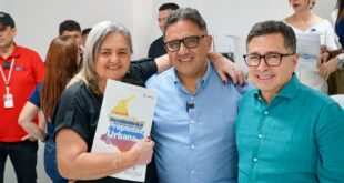 66 familias de Los Patios ahora tienen terreno propio