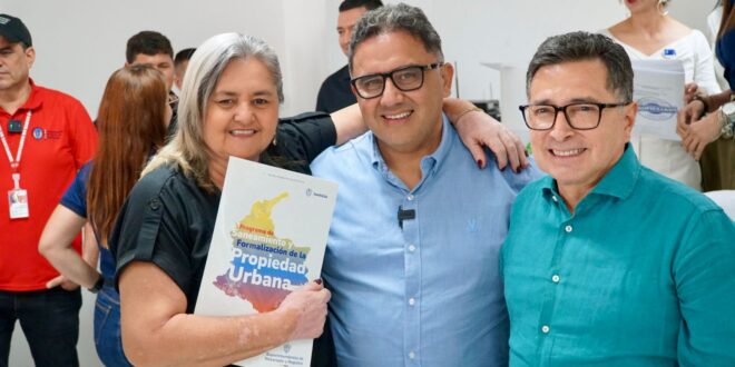 66 familias de Los Patios ahora tienen terreno propio